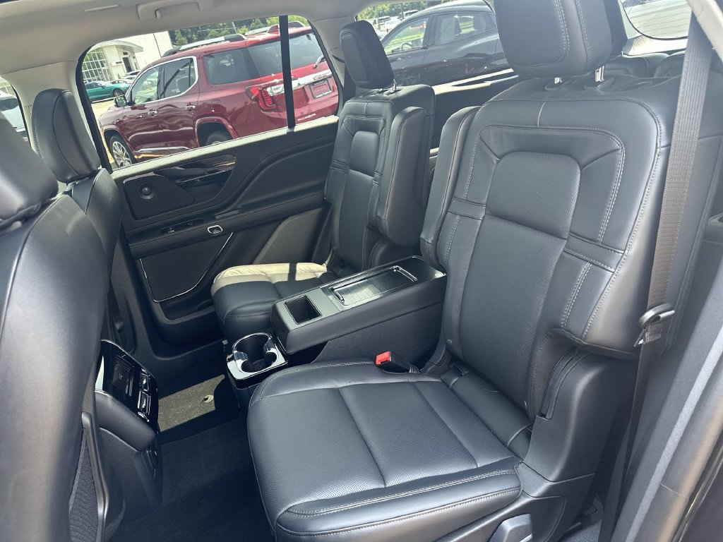 Used 2026 Lincoln Aviator Reserve w/ Jet Appearance Package AWD/4WD image 25