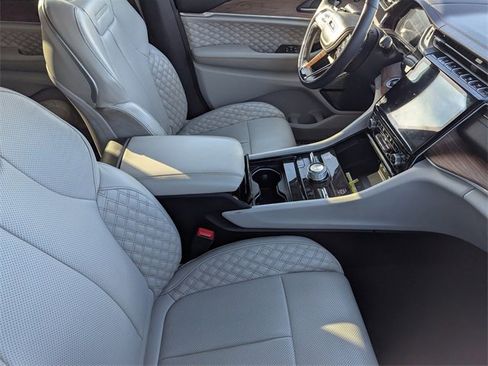 Used 2023 Jeep Grand Cherokee L Summit w/ Advanced Protech Group IV image 8