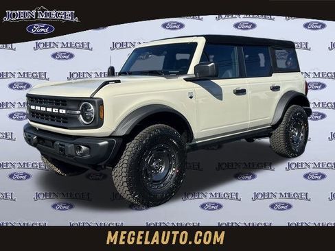 New 2025 Ford Bronco Big Bend w/ Black Diamond Package image 1