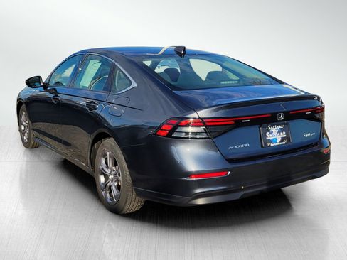 Used 2023 Honda Accord EX image 7