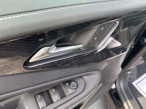 New 2025 Chevrolet Blazer EV LT image 14