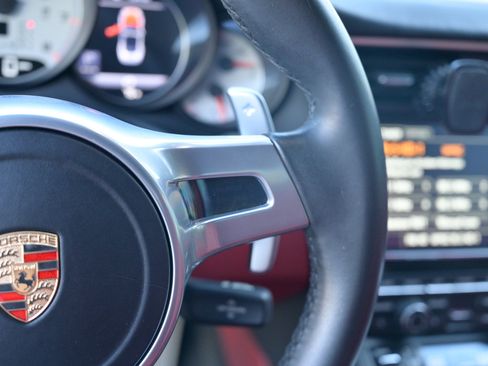 Used 2015 Porsche 911 Turbo S image 28