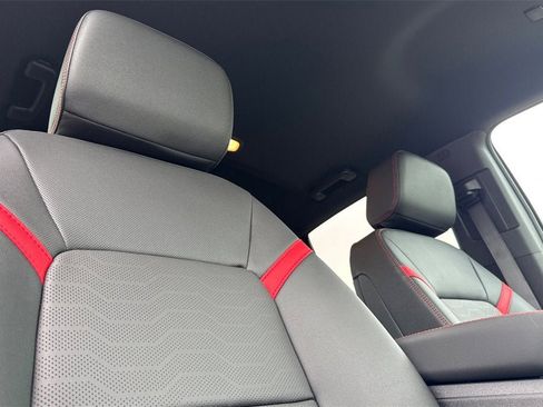 New 2026 Chevrolet Colorado Z71 w/ Technology Package image 16