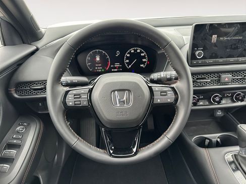 Used 2025 Honda HR-V Sport image 12