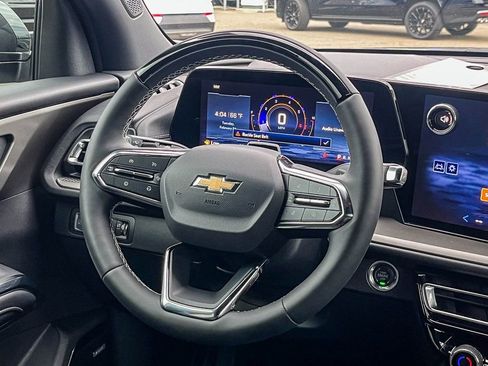New 2026 Chevrolet Traverse LT w/ Enhanced Driving Package image 14