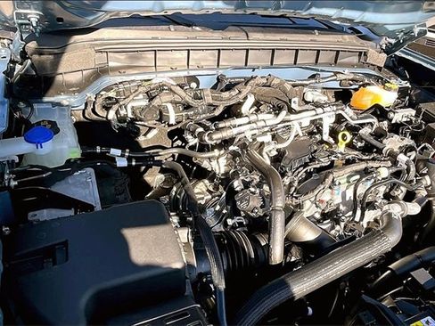 New 2025 Ford Bronco Big Bend w/ Black Diamond Package image 10