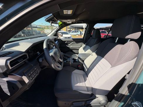 Used 2025 Toyota 4Runner TRD Off-Road image 15