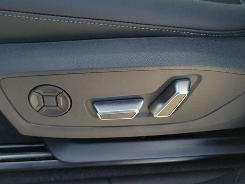 New 2026 Audi Q3 quattro 2.0T AWD/4WD image 18