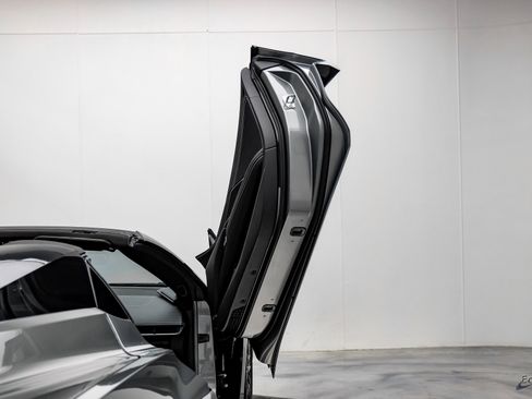 Used 2023 Chevrolet Corvette Stingray Preferred Conv w/ Z51 Performance Package image 87