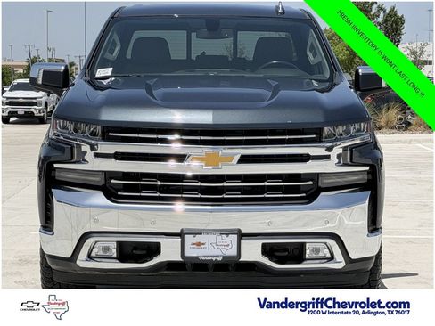Certified 2021 Chevrolet Silverado 1500 LTZ w/ Z71 Off-Road Package AWD/4WD image 8