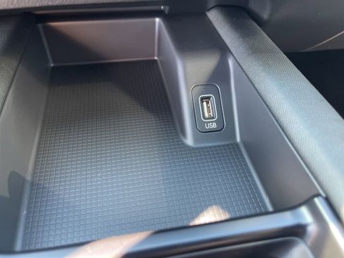 New 2025 Hyundai Ioniq 6 SE image 30