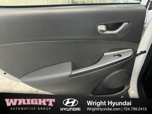 Used 2019 Hyundai Kona Limited image 15