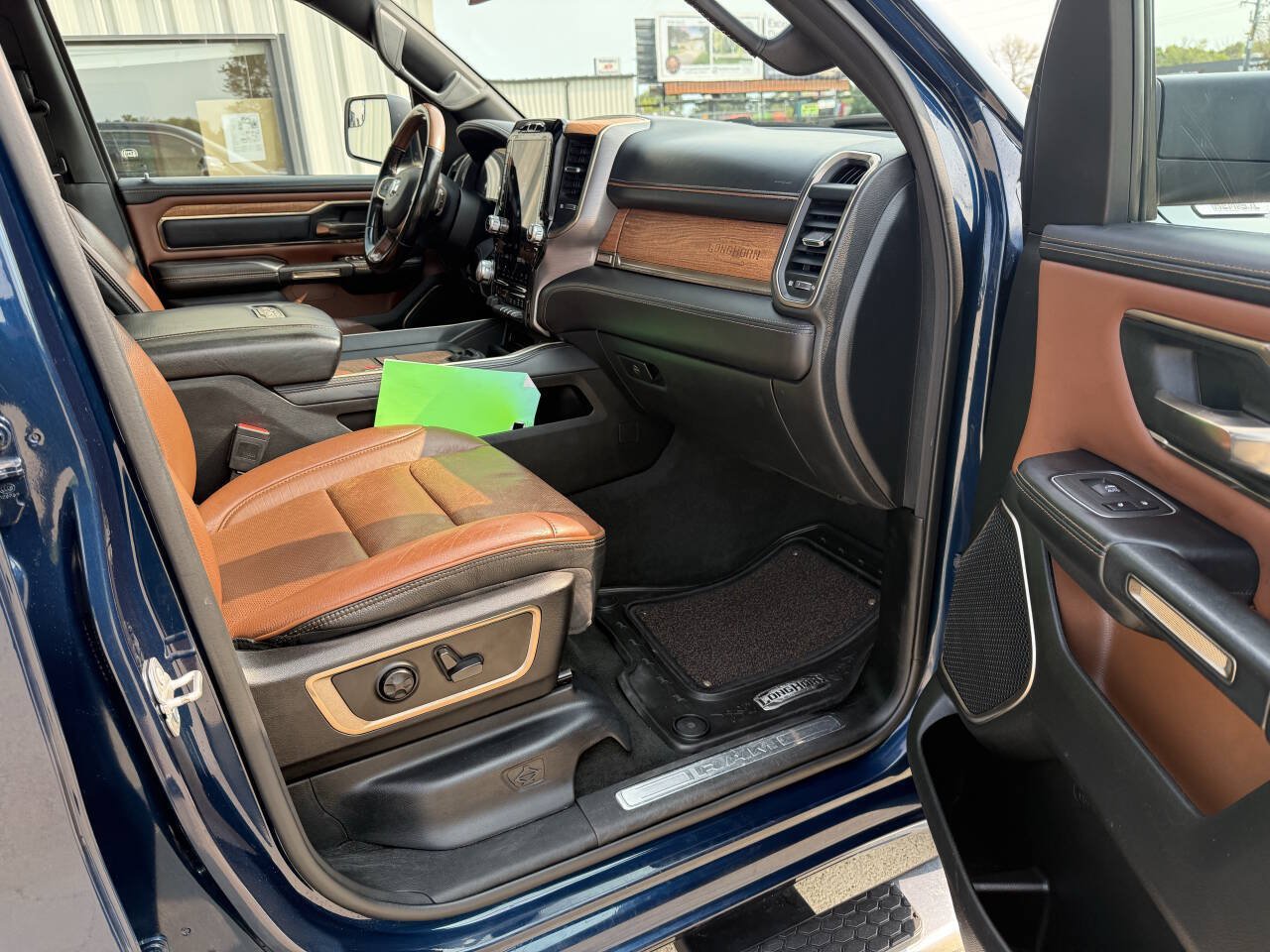 Used 2022 RAM 1500 Limited w/ Body-Colour Bumper Group AWD/4WD image 11