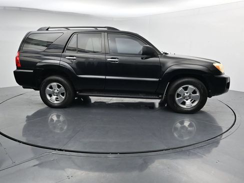 Used 2008 Toyota 4Runner SR5 AWD/4WD image 9