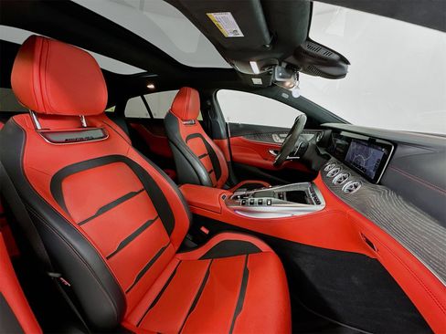 Used 2021 Mercedes-Benz AMG GT 63 image 31