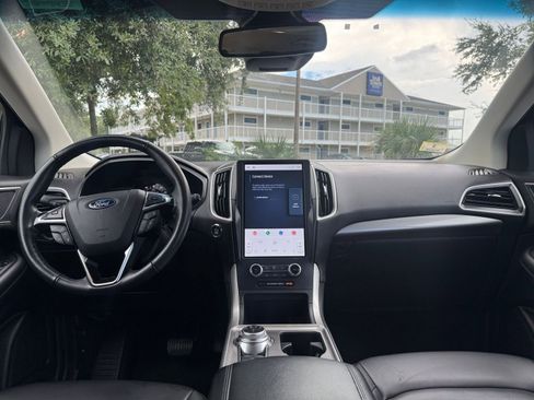 Used 2024 Ford Edge SEL image 32