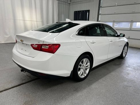 Used 2016 Chevrolet Malibu LT FWD image 4