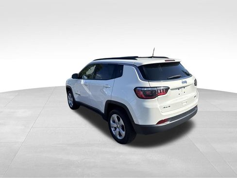 Certified 2021 Jeep Compass Latitude w/ Sun and Sound Group AWD/4WD image 7