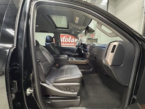Used 2018 GMC Sierra 2500 Denali image 9