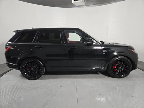 Used 2021 Land Rover Range Rover Sport HST image 4