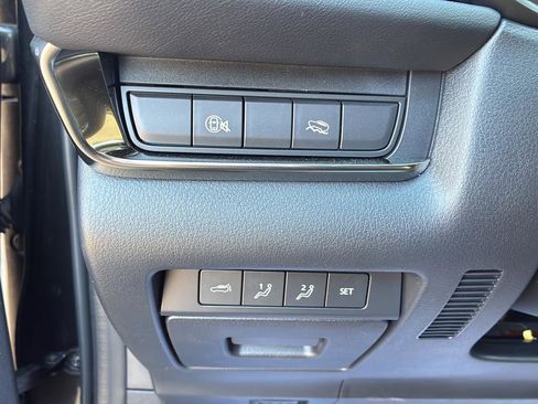 Used 2024 MAZDA CX-30 AWD 2.5 S w/ Premium Package image 40