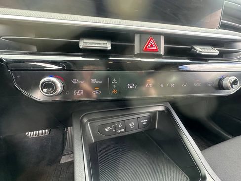 Used 2025 Kia K5 LXS FWD image 22