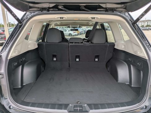 Used 2024 Subaru Forester Premium AWD/4WD image 15