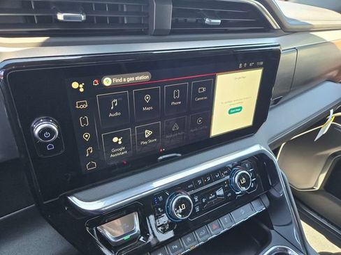 New 2026 GMC Sierra 1500 Denali AWD/4WD image 13