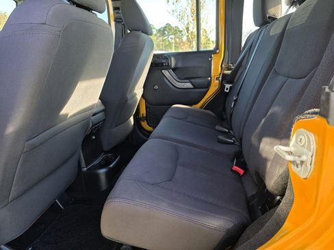 Used 2014 Jeep Wrangler Unlimited Sport image 13