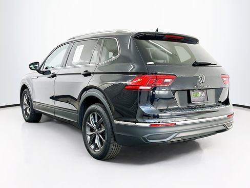 Used 2022 Volkswagen Tiguan SE image 5
