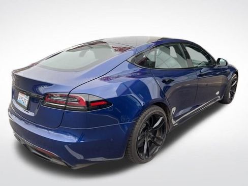 Used 2022 Tesla Model S image 3