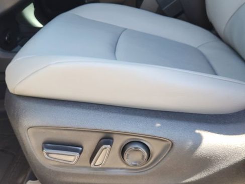 New 2026 Toyota Sienna XLE image 22