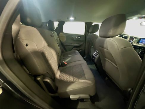 Used 2022 Chevrolet Blazer LT image 19