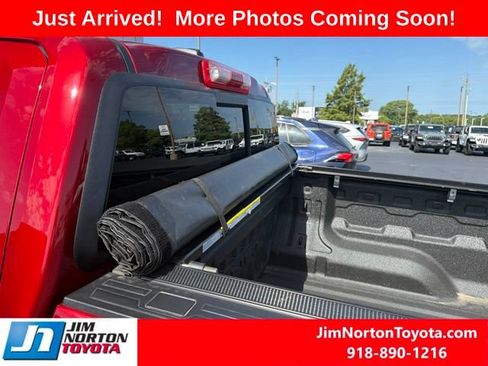 Used 2024 GMC Canyon Denali AWD/4WD image 6