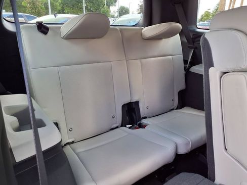 Used 2024 Hyundai Santa Fe SEL FWD image 17