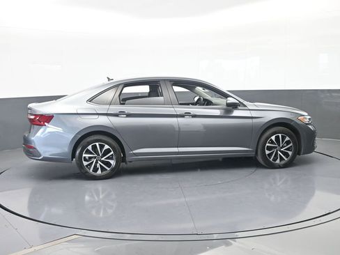 Used 2024 Volkswagen Jetta S FWD image 7
