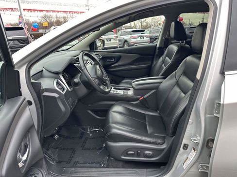 Used 2023 Nissan Murano SV image 16