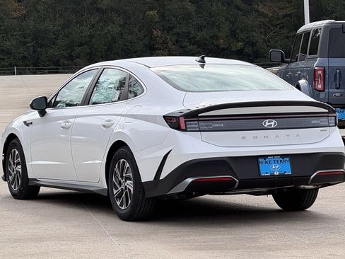 New 2026 Hyundai Sonata Blue image 11