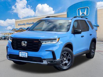 New 2025 Honda Pilot TrailSport