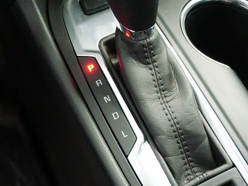 Used 2020 Chevrolet Equinox LT image 31