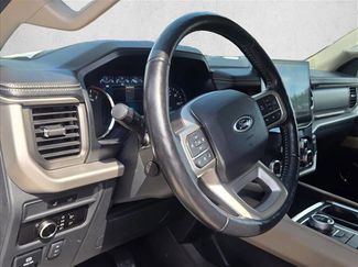 Used 2023 Ford Expedition Max XLT video 2
