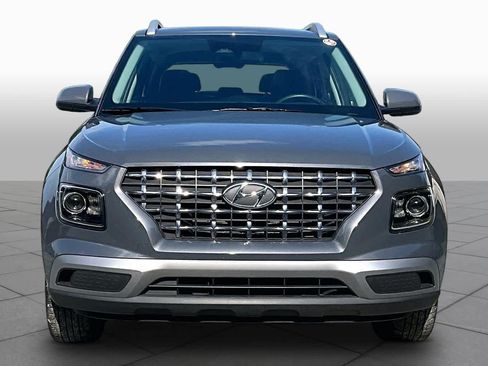 Used 2025 Hyundai Venue SEL FWD image 4