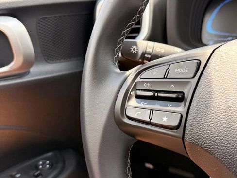 Certified 2026 Hyundai Venue SEL FWD image 19