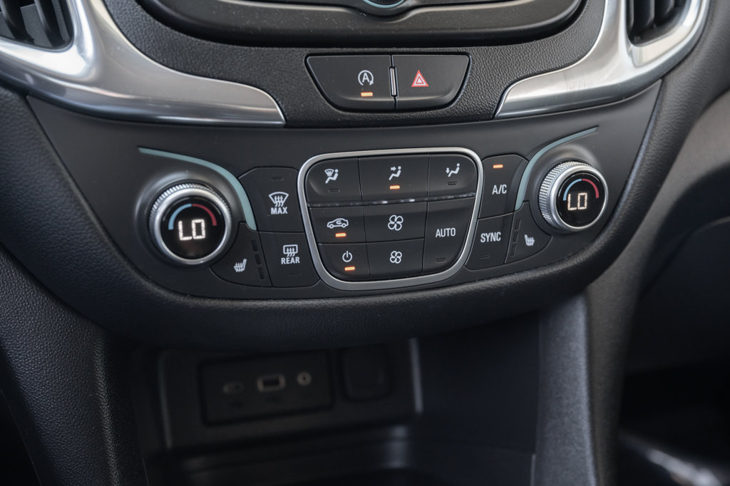 Used 2024 Chevrolet Equinox LT FWD image 31
