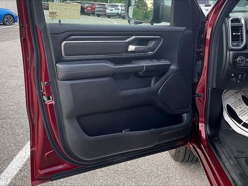 Used 2025 RAM 1500 Big Horn AWD/4WD image 21