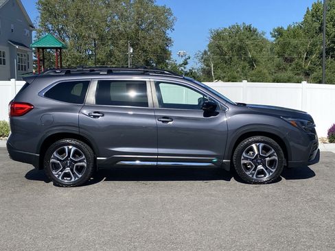 Certified 2024 Subaru Ascent Limited AWD/4WD image 7