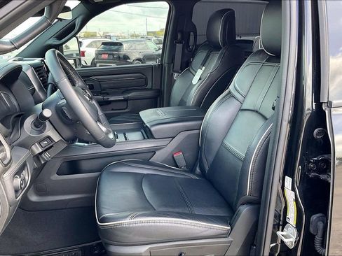 Used 2024 RAM 2500 Limited AWD/4WD image 18