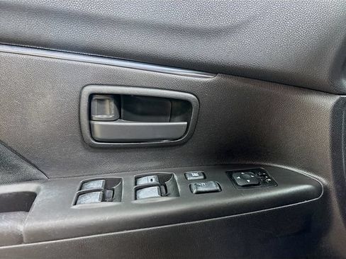 Used 2015 Mitsubishi Outlander Sport ES FWD image 15