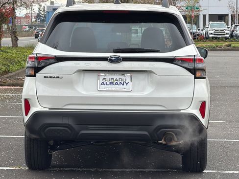 New 2026 Subaru Forester Premium image 5