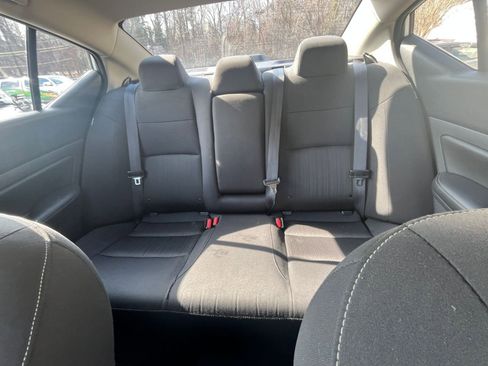 Used 2025 Nissan Altima 2.5 SV image 32